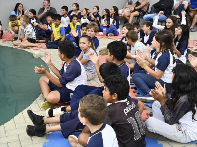 APRESENTAÇÃO TEATRO 3