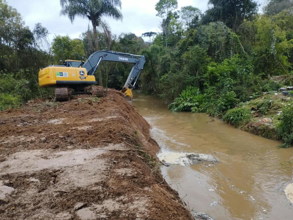Contenda realiza ações preventivas nos rios