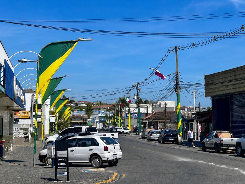 Contenda se prepara para o Desfile Cívico
