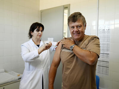 VACINAÇÃO CONTENDA 1