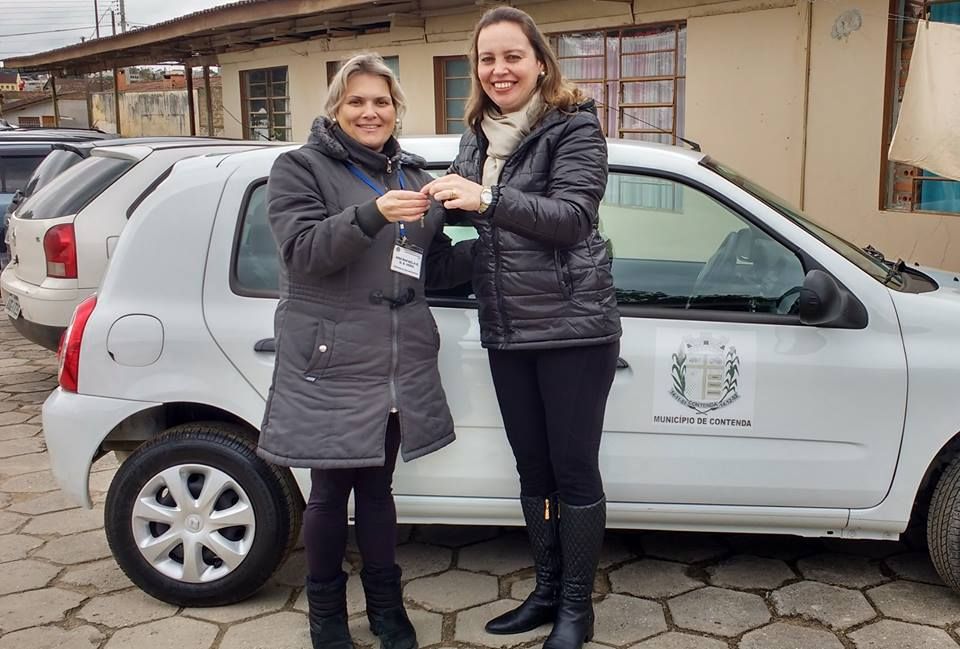 CAPS RECEBE VEÍCULO