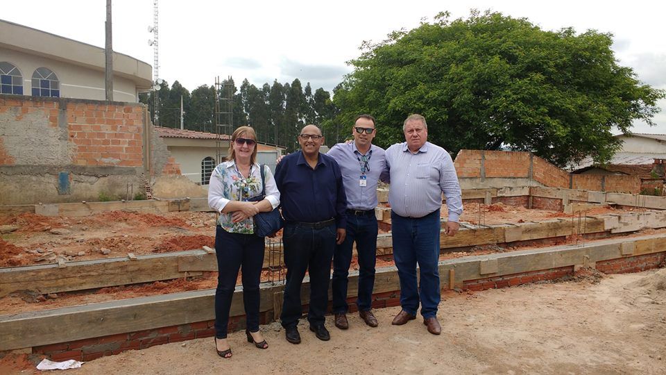 Prefeito e vice realizam reunião com Núcleo Regional de Educação e Diretores Estaduais