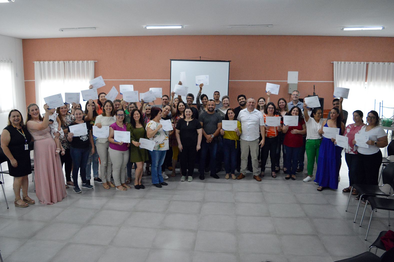 Contendenses recebem certificados do SENAC