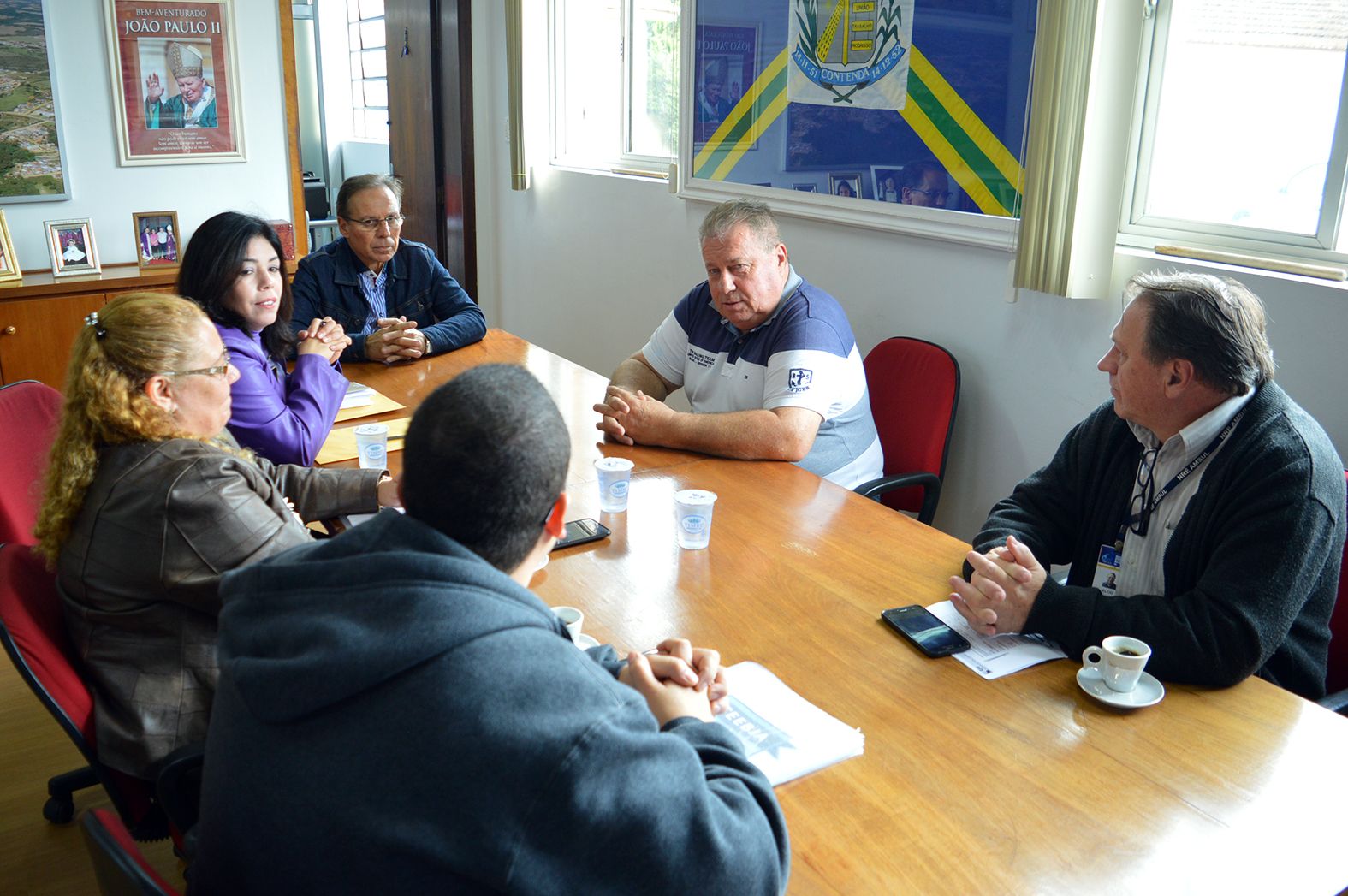 Chefe do Núcleo de Educação se reúne com Carlão, em Contenda