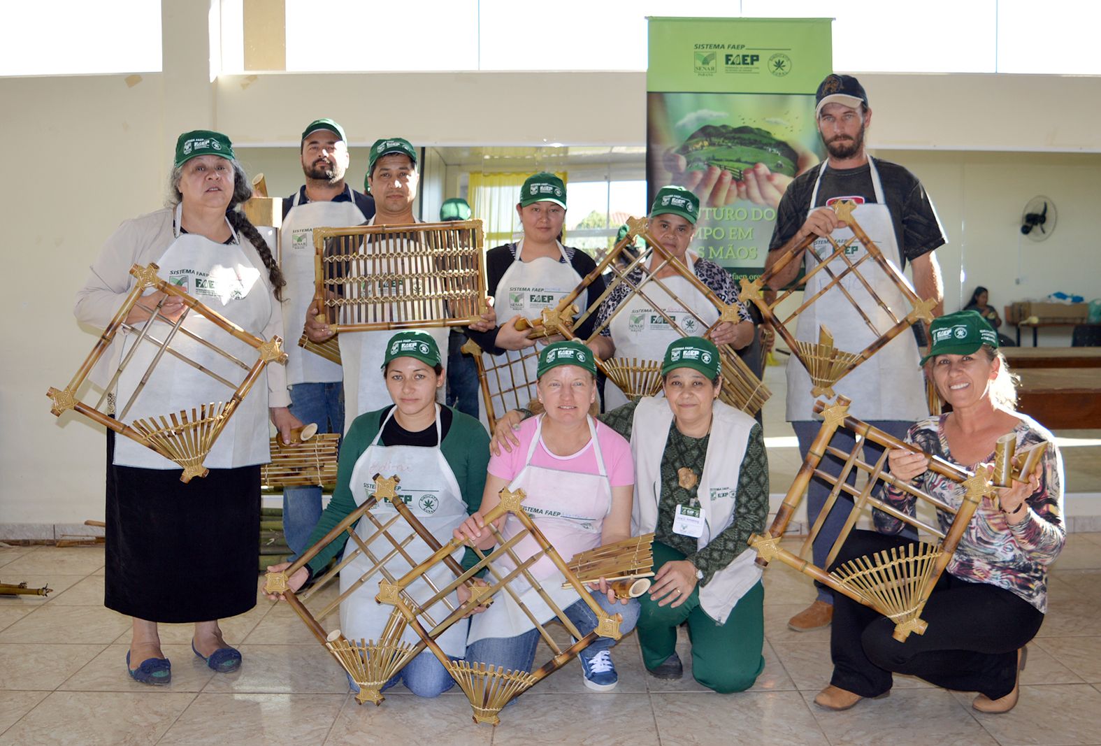 Curso de Artesanato em Bambus foi realizado na cidade de Contenda