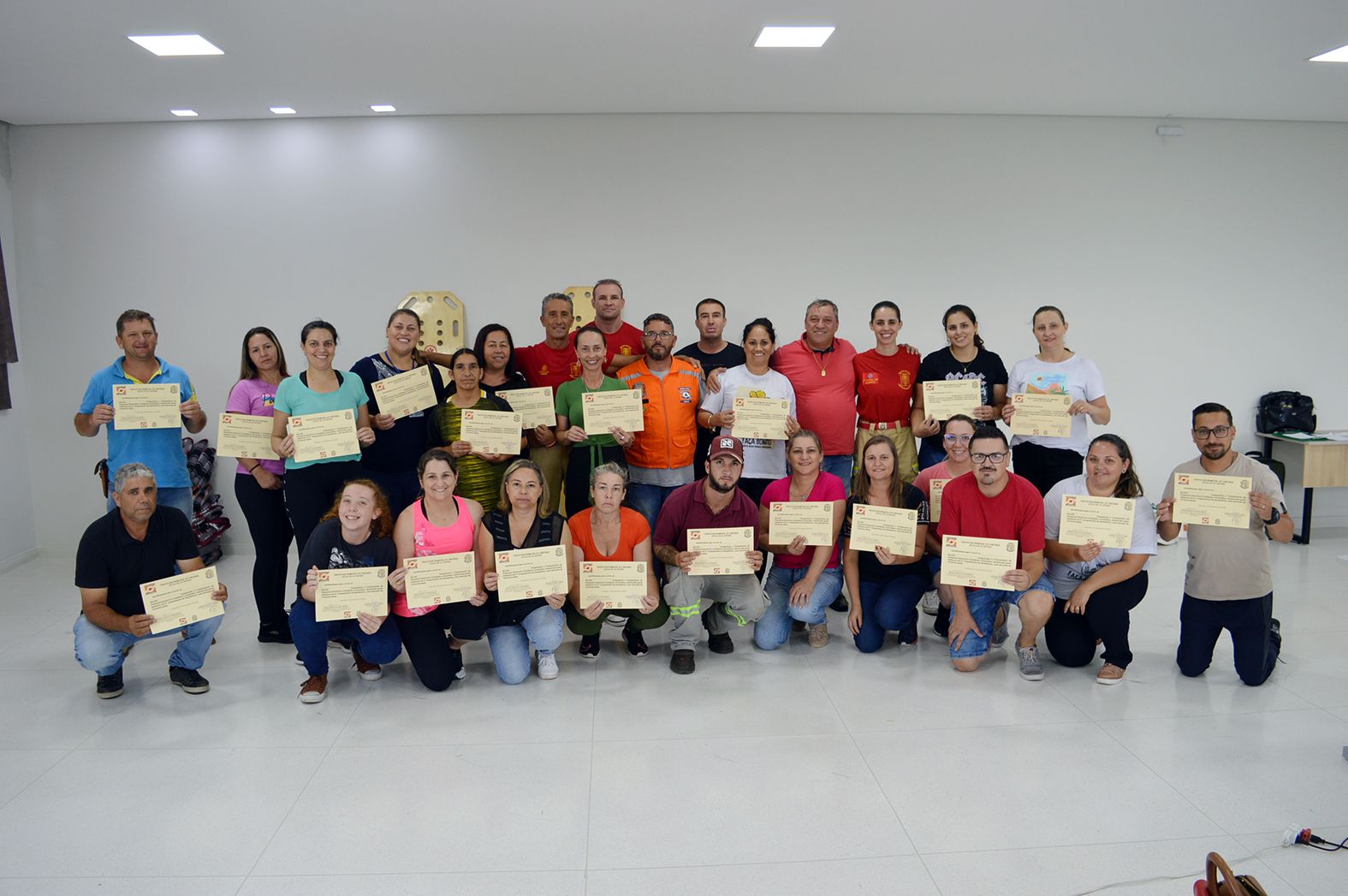 Contendenses participam de treinamento de Primeiros Socorros e Combate a Incêndios