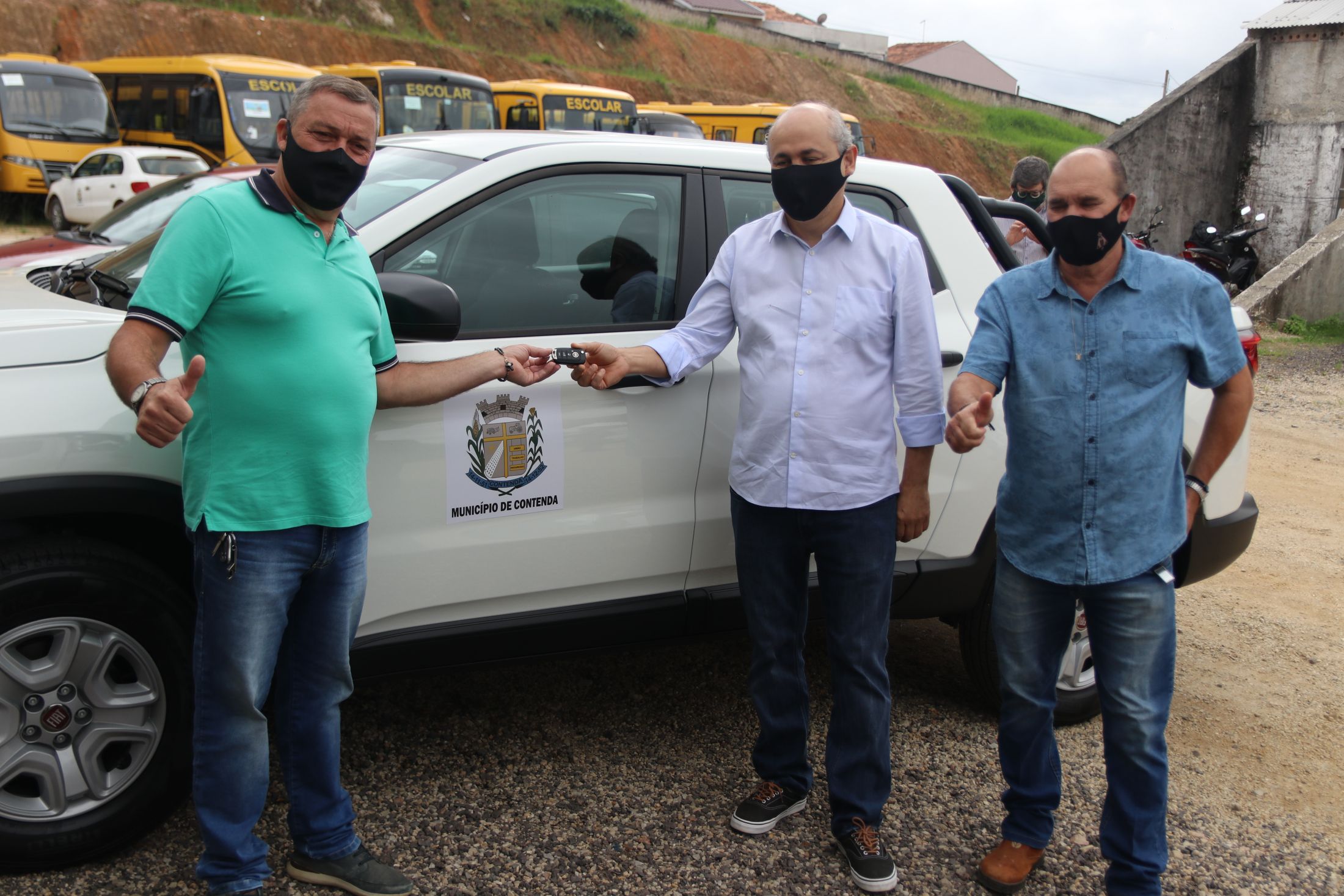 Deputado Federal Gustavo Fruet visita Município para entrega de um veiculo novo!