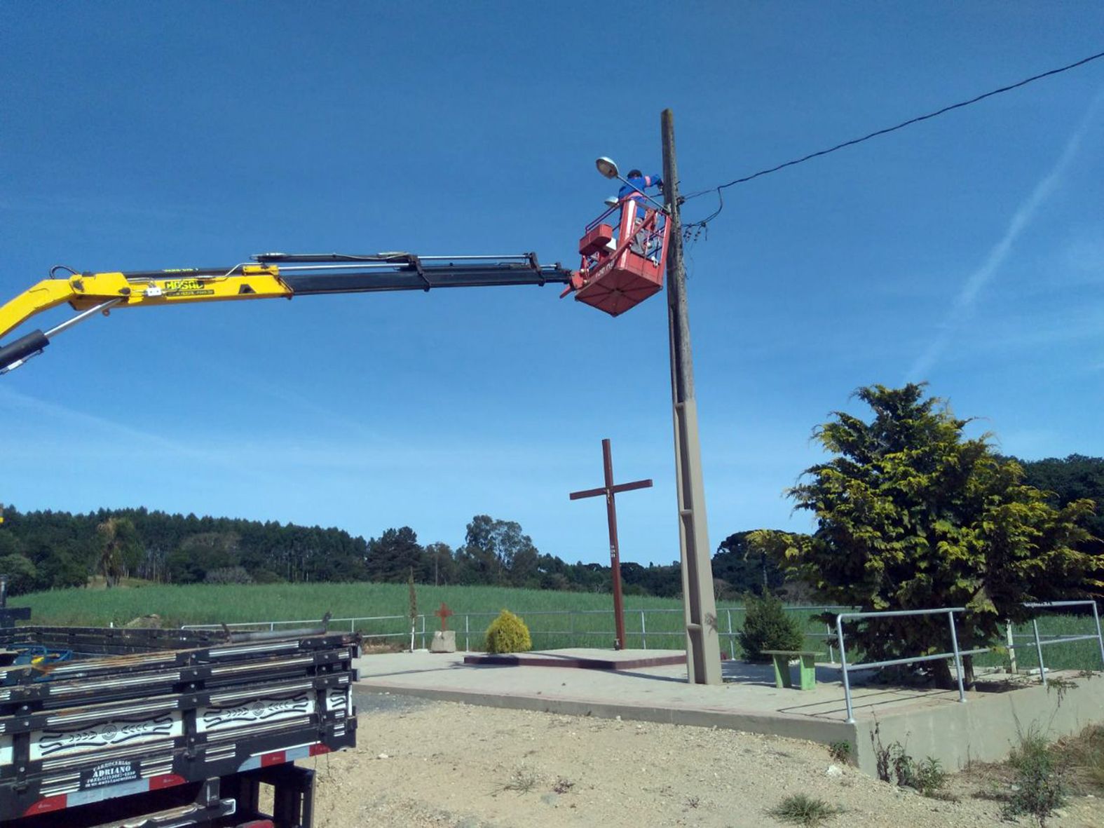 Contenda faz melhorias na iluminação pública