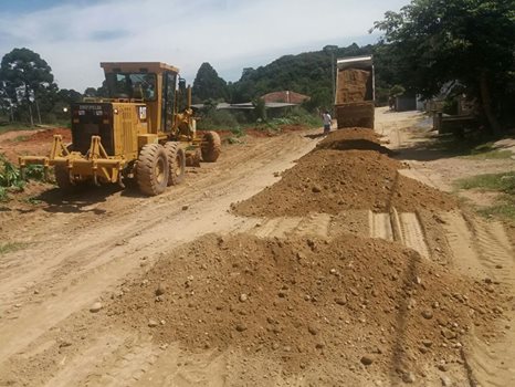 Manutenção de estradas segue em ritmo constante