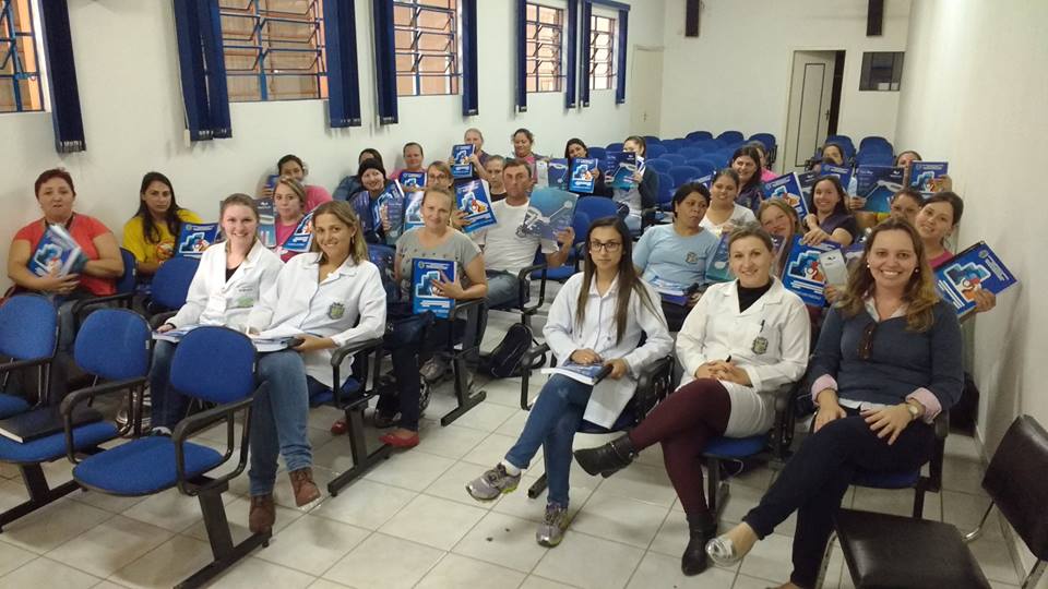 Secretaria de Saúde entrega materiais para agentes comunitários de saúde