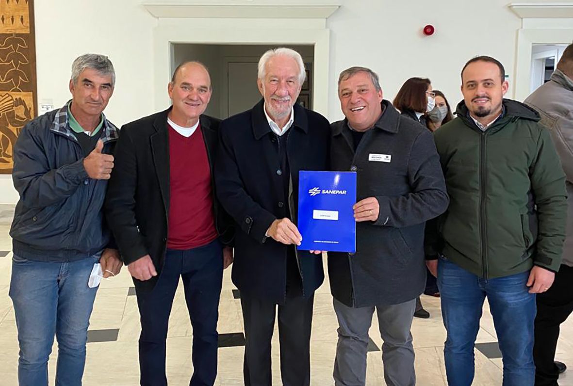 Ratinho Jr. anuncia investimentos em redes de água no interior de Contenda