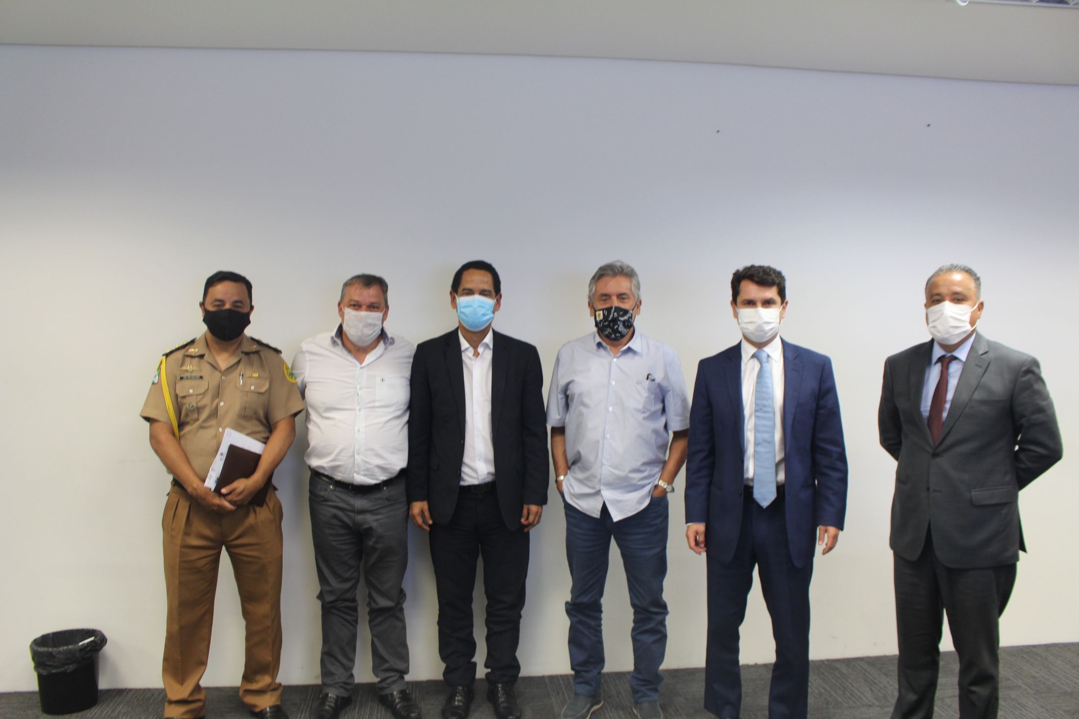 Mostarda participa de reunião com o secretário da Segurança Pública