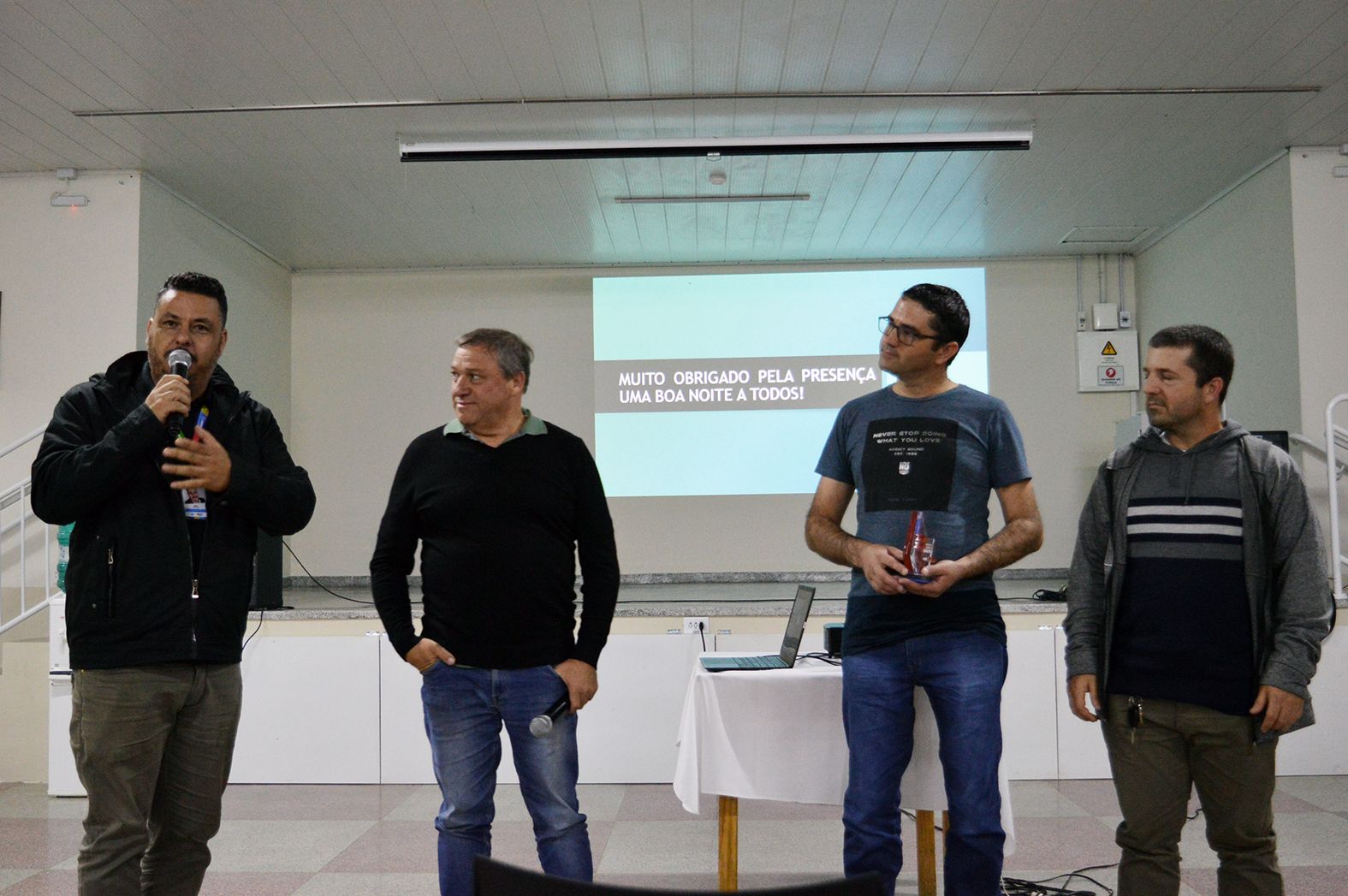 Sala do Empreendedor recebe troféu Selo Bronze do Sebrae