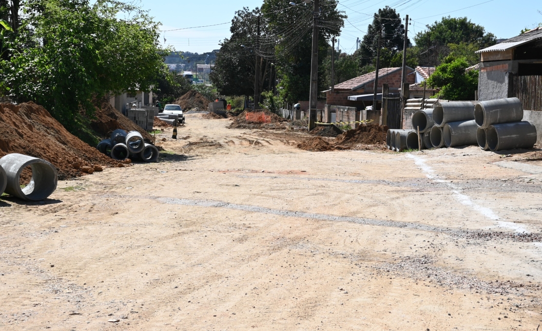 Contenda inicia pavimentação de mais 17 ruas