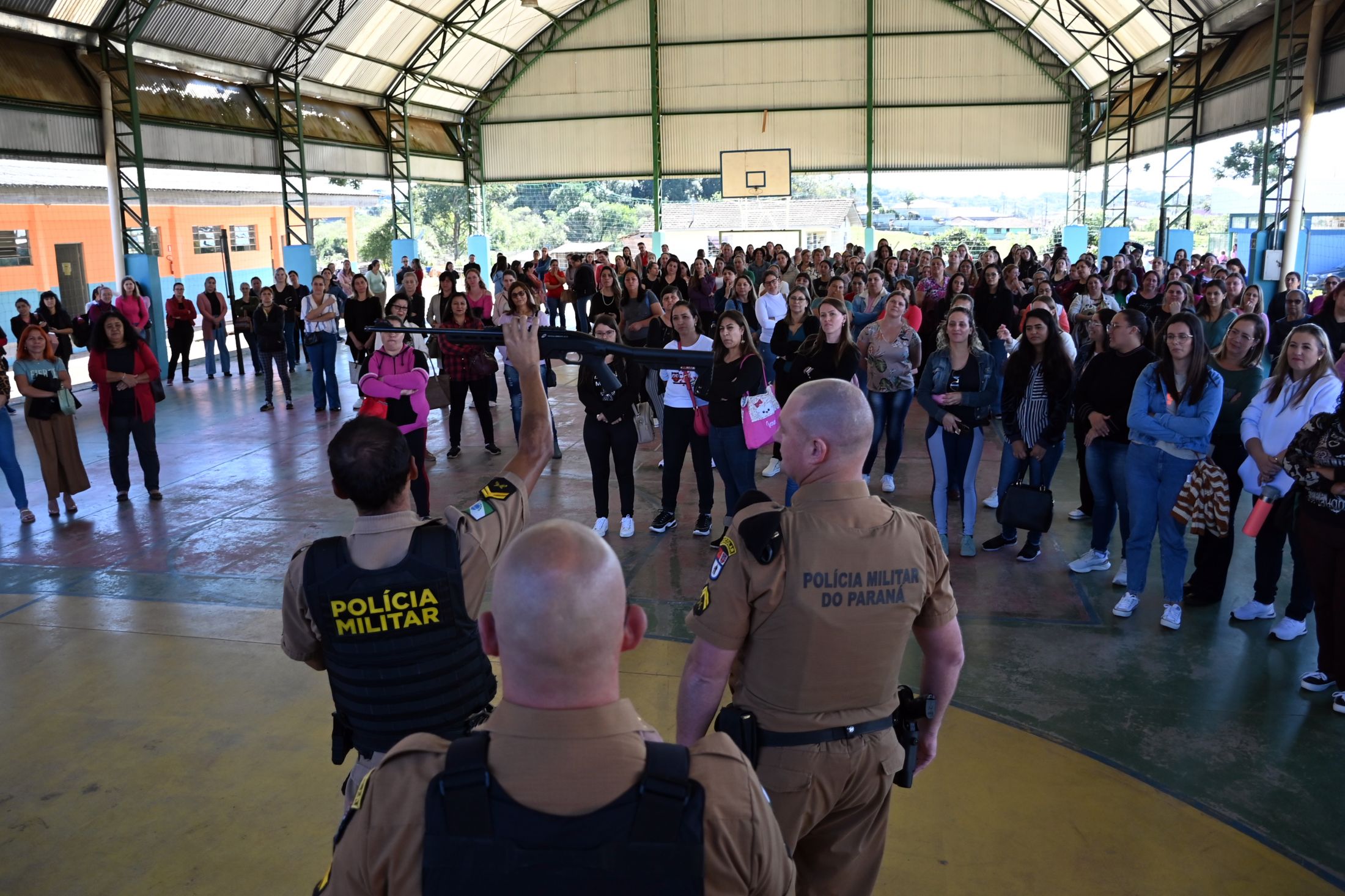 Contenda fez treinamento de segurança para os educadores