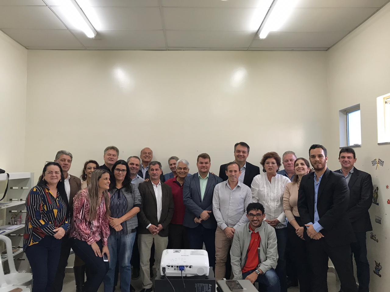 REUNIÃO NO CENTRO DE ESPECIALIDADES COMESP