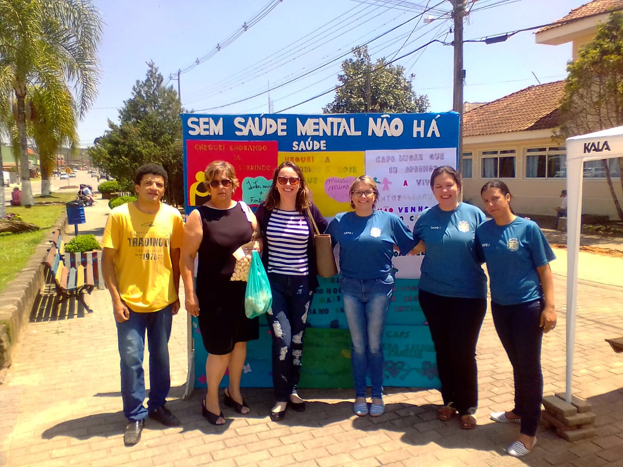 1ª Feira Solidária do Caps Contenda