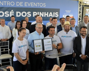 visita-ministro-2.jpg