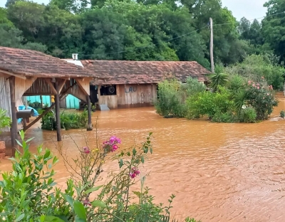 Chuvas voltam a castigar Contenda e região