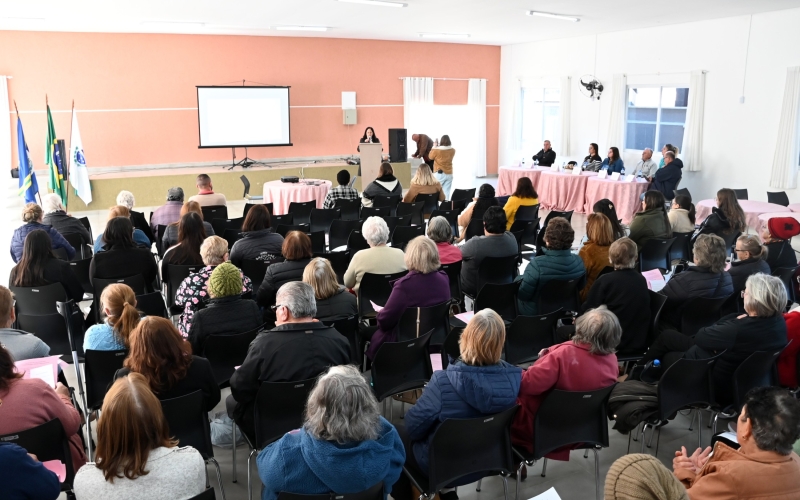 Contenda realizou conferências do Idoso e da Mulher